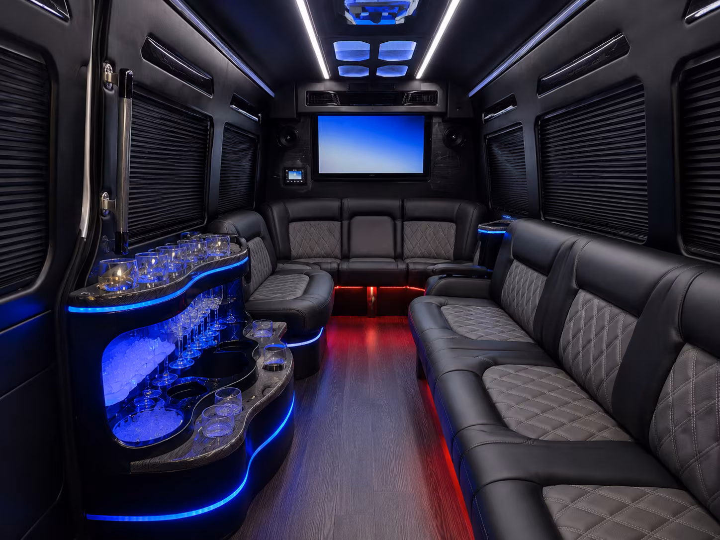 we help you compare buses for trade shows and events at montana expopark